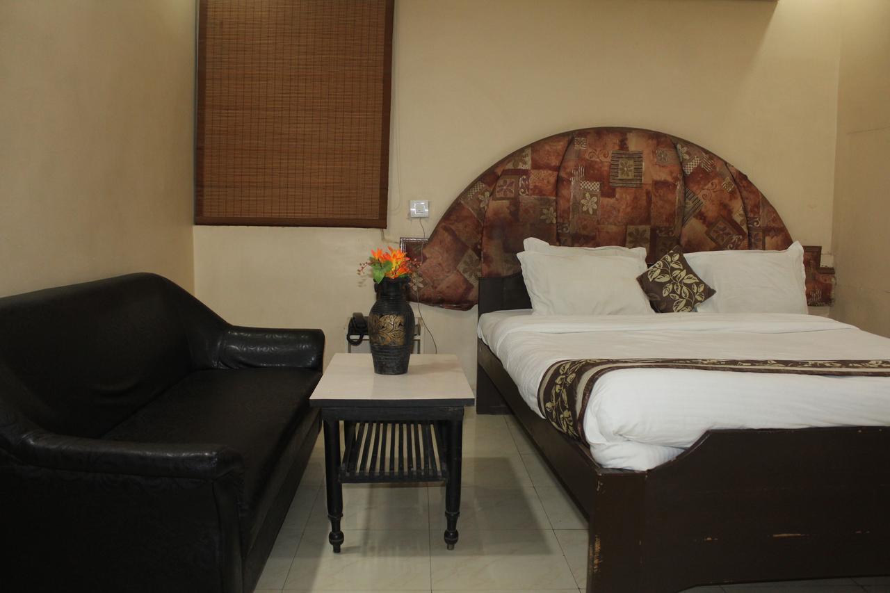 Hotel Avadh 那格浦尔 外观 照片